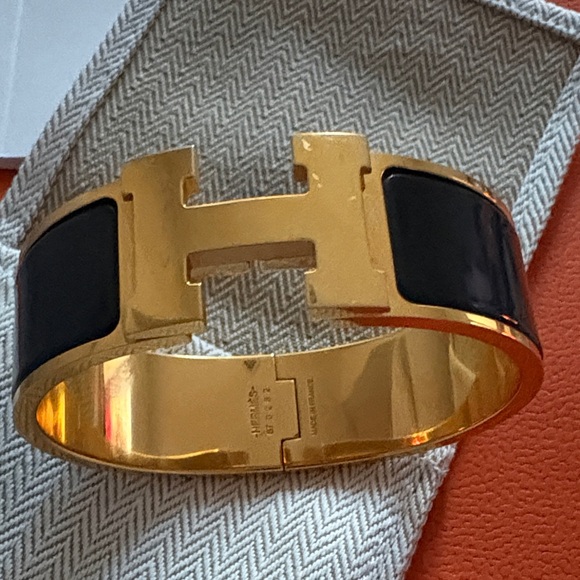 Hermes Accessories - Hermes H Clic GM Bracelet